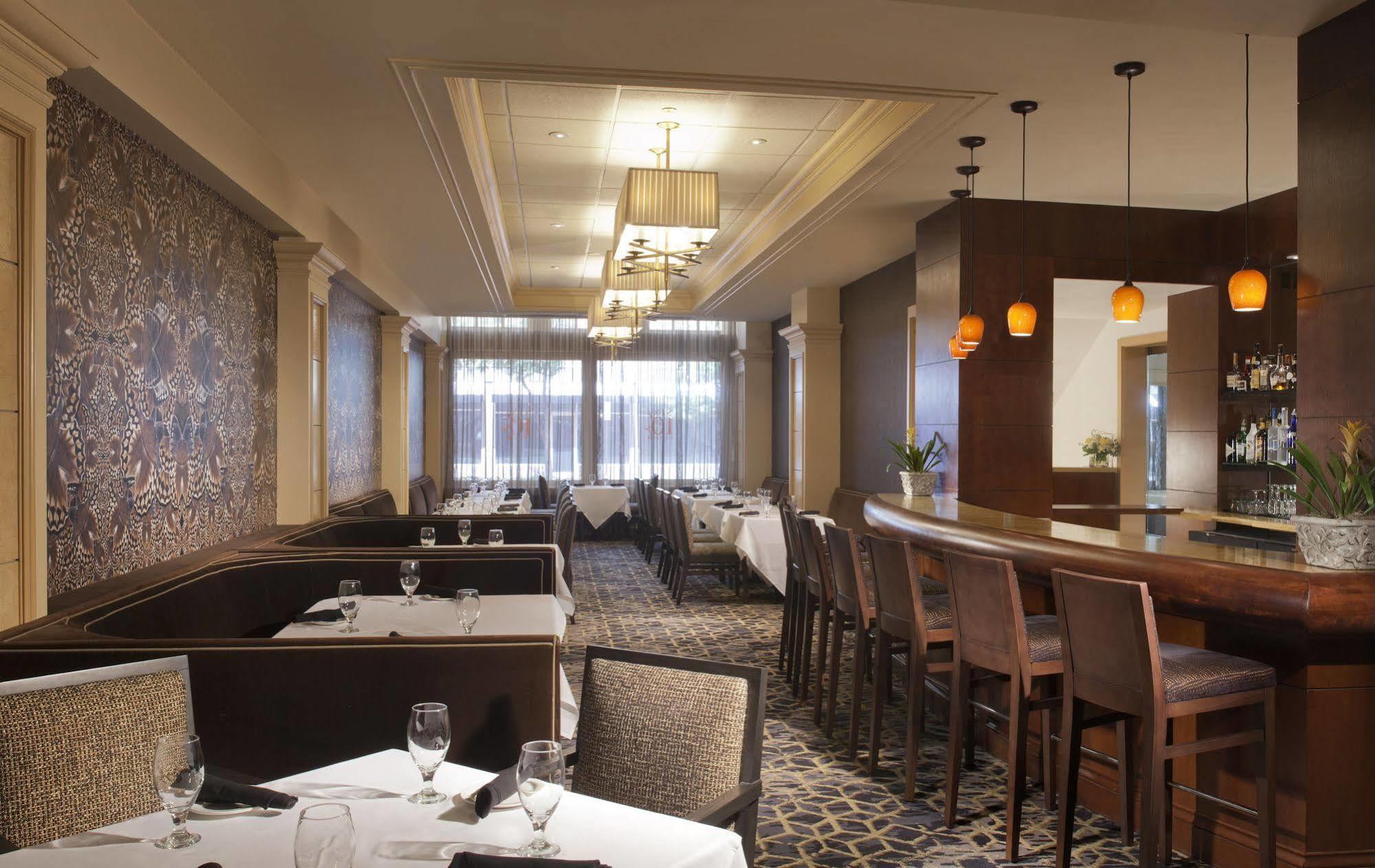 The Ashton Hotel Форт Уорт Екстериор снимка